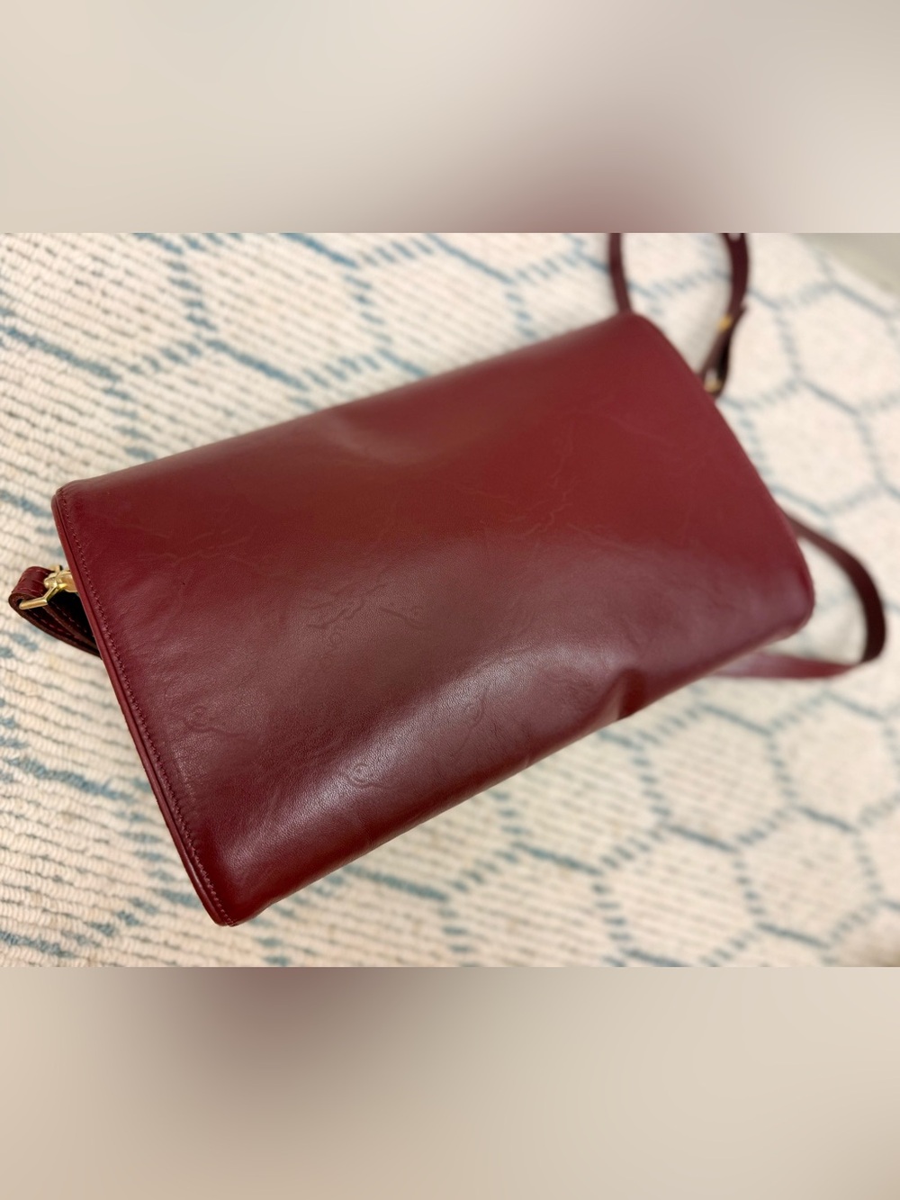 LONGCHAMP Vintage 80’s Rare Burgundy Embossed Horse Leather Crossbody Clutch - Picture 8 of 16